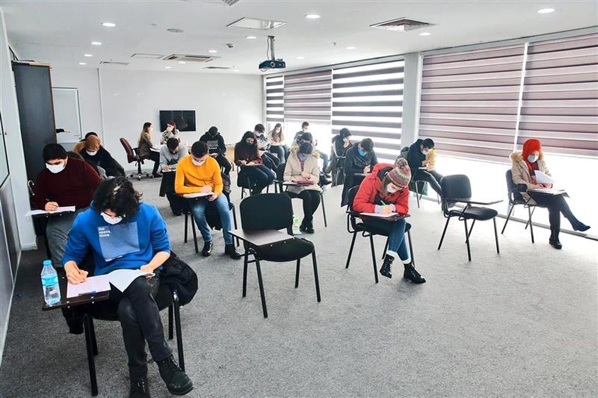 Gaziosmanpaşa Belediyesi Gençlik Merkezi öğrencilerinden üniversite başarısı