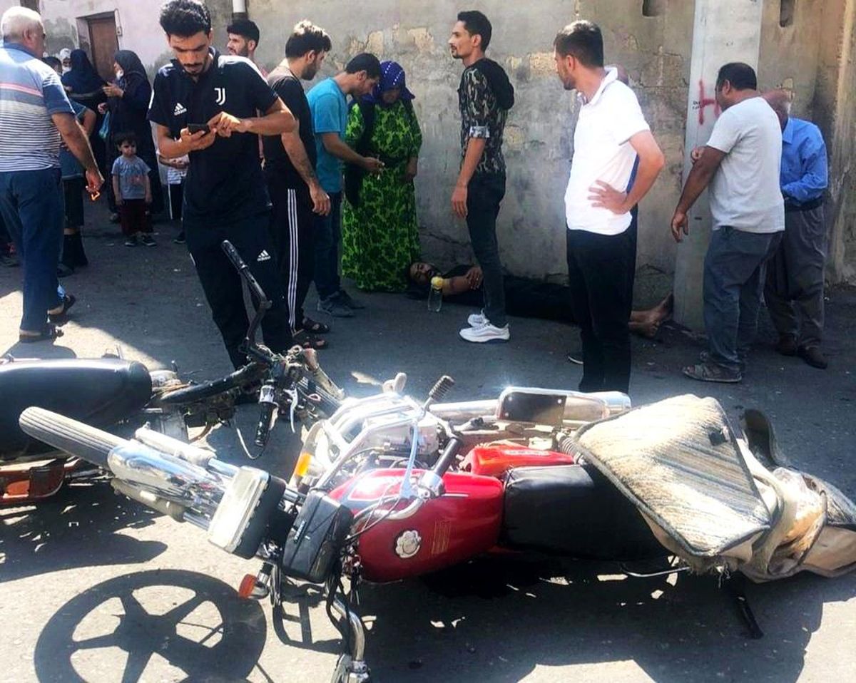 İki motosiklet çarpıştı: 2 yaralı