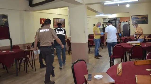 Kahvehanede çıkan silahlı çatışmada 1 kişi hayatını kaybetti Kahvehanede çıkan silahlı çatışmada 1 kişi hayatını kaybetti