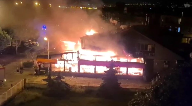 Son dakika haberleri | Samsun'da 2 kişinin öldürüldüğü bar gece yakıldı