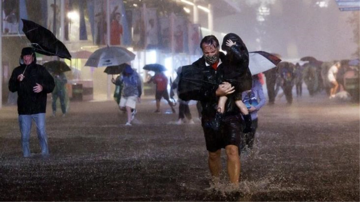 ABD\'de şiddetli yağışın neden olduğu sellerde en az 28 kişi hayatını kaybetti