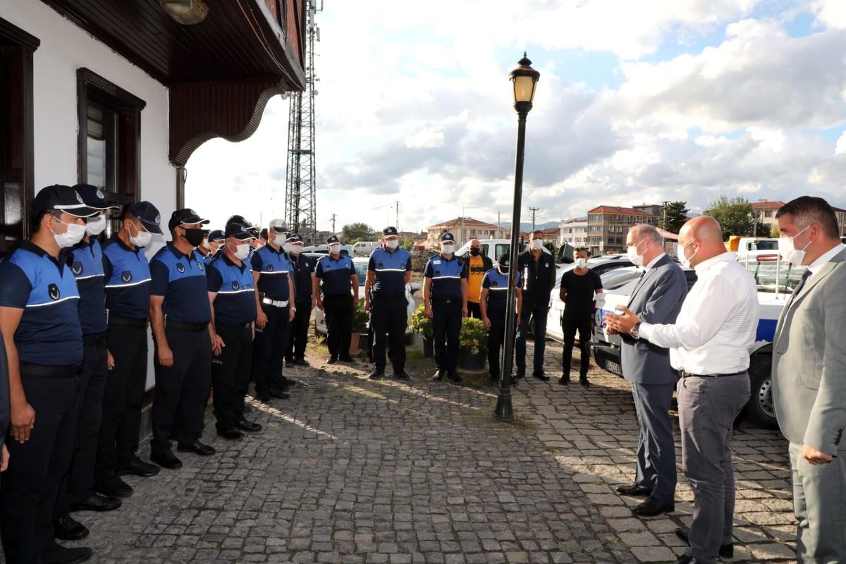 ÖZLÜ, ZABITA TEŞKİLATINI ZİYARET ETTİ