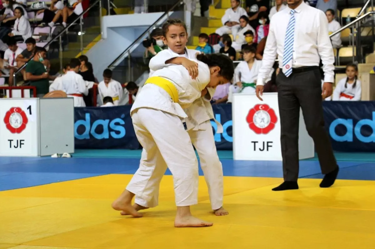 Çankırı\'da judo turnuvası başladı