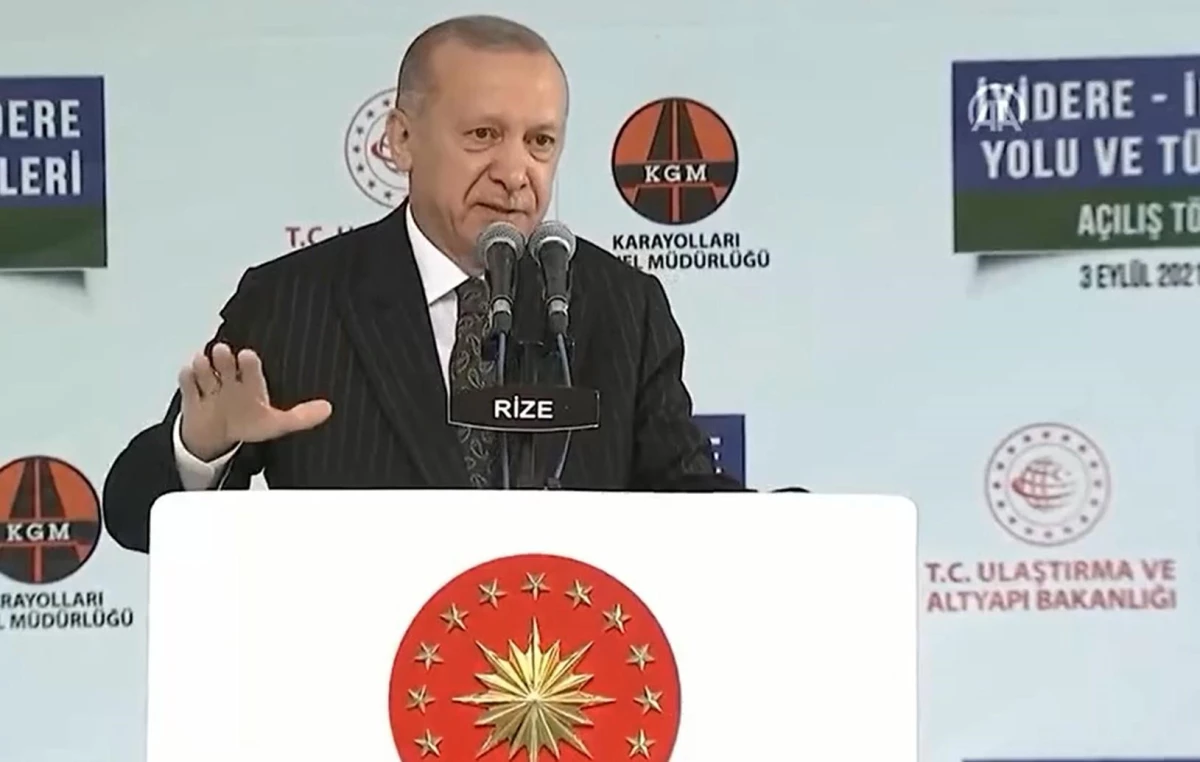 Son Dakika: Cumhurbaşkanı Erdoğan\'dan İyidere- İkizdere yolu açılış töreninde dikkat çeken sözler: Ne kadar komünist varsa alıp buraya geliyorlar