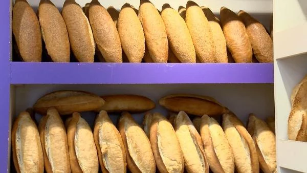 İstanbul'un 5 ilçesinde ekmek fiyatının 2 TL'den 2.5 TL'ye yükselmesi tartışma yarattı