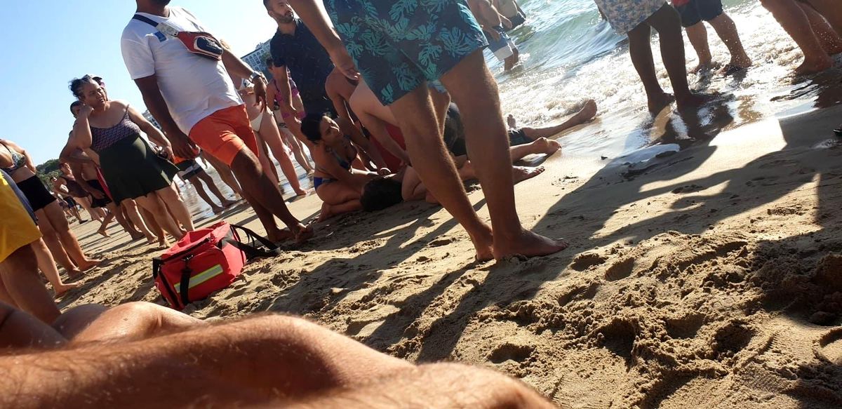 Kuşadası\'nda bir kişi denizde boğuldu