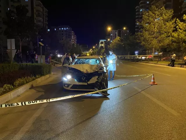 Yola çıkan bisikletli çocuğunu kurtarmak isteyen anne ve arkadaşı canından oldu Yola çıkan bisikletli çocuğunu kurtarmak isteyen anne ve arkadaşı canından oldu