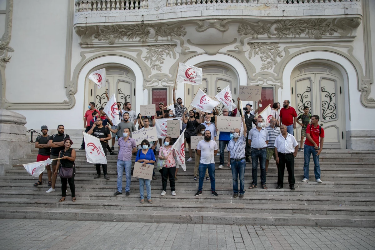 ABD Kongresi heyetinin Tunus ziyareti protesto edildi