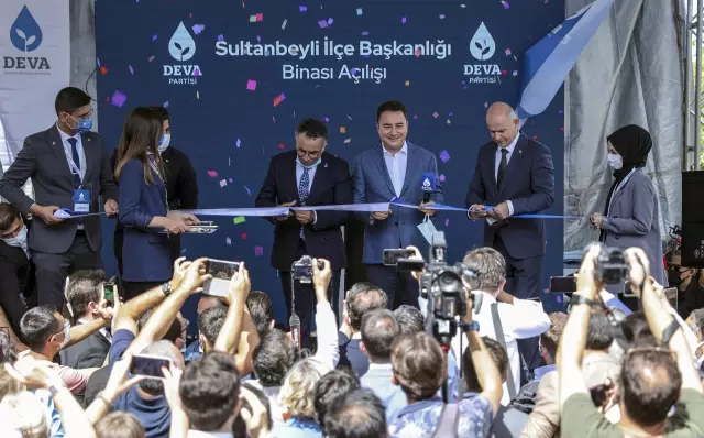 Baraj tartışmaları devam ederken Babacan, AK Parti'nin İstanbul'daki kalesinden meydan okudu Baraj tartışmaları devam ederken Babacan, AK Parti'nin İstanbul'daki kalesinden meydan okudu