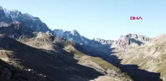 Rize'ye mevsimin ilk karı yağdı