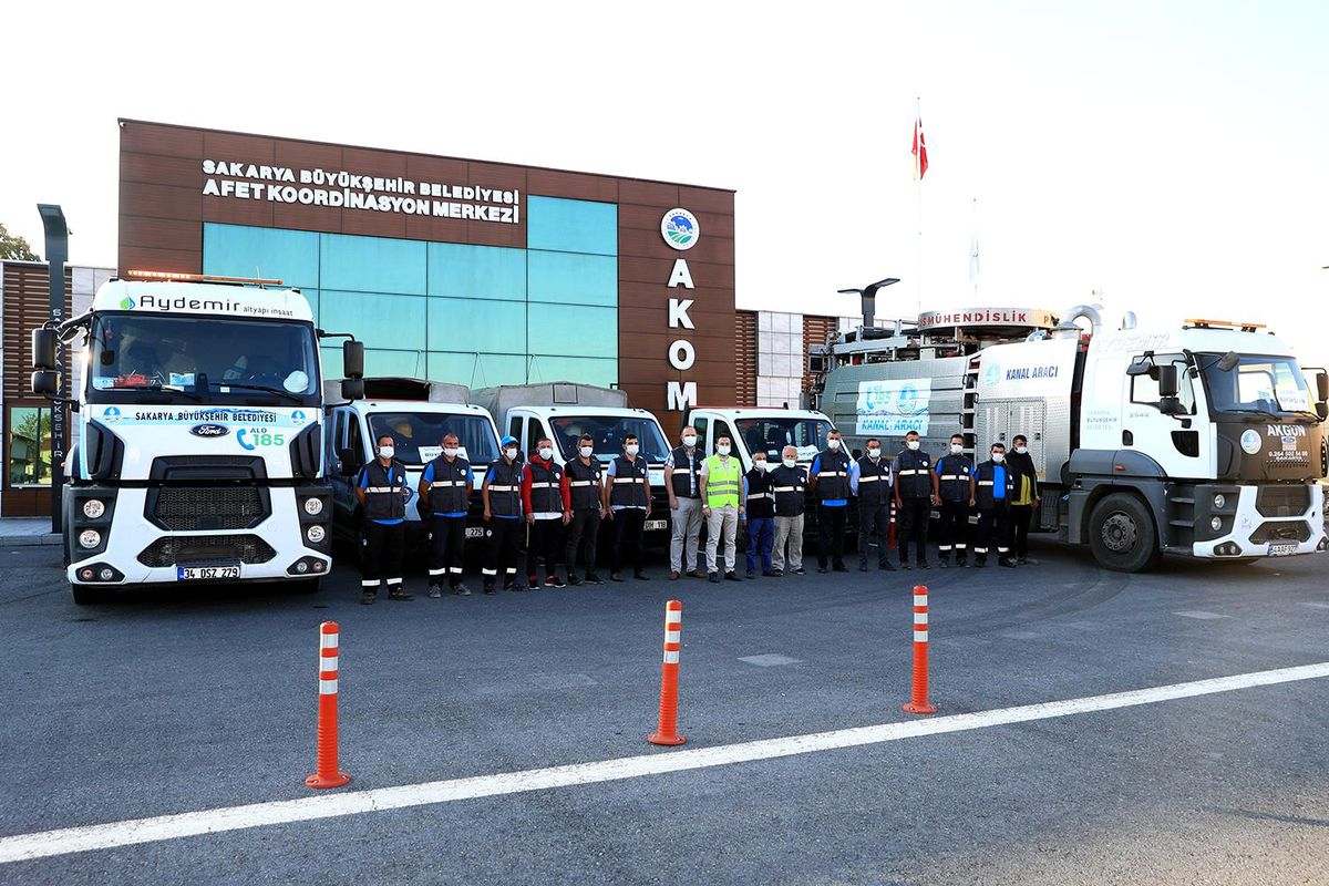 Sakarya\'dan afet bölgesine destek ekipler gönderildi