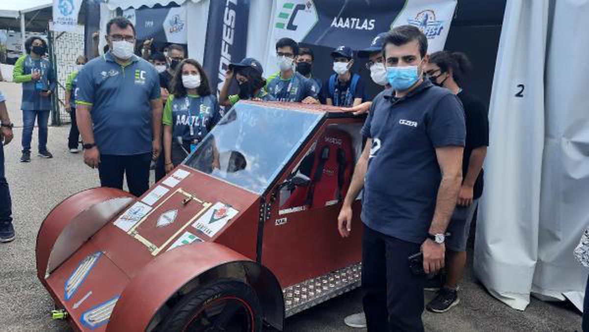 Son dakika haberleri! TEKNOFEST\'te ilk defa liseli öğrenciler kendi tasarladıkları araçlarla yarıştı