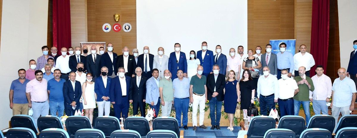 TOBB Başkanı Hisarcıklıoğlu, Manisa\'da iş adamları ile buluştu