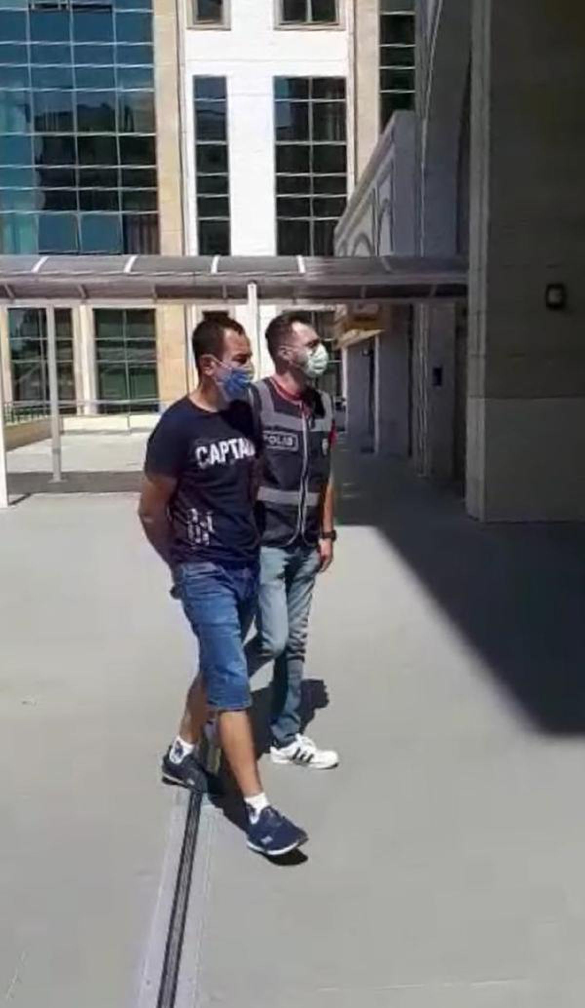 48 günde 26 iş yerini soyan şüpheli yakalandı