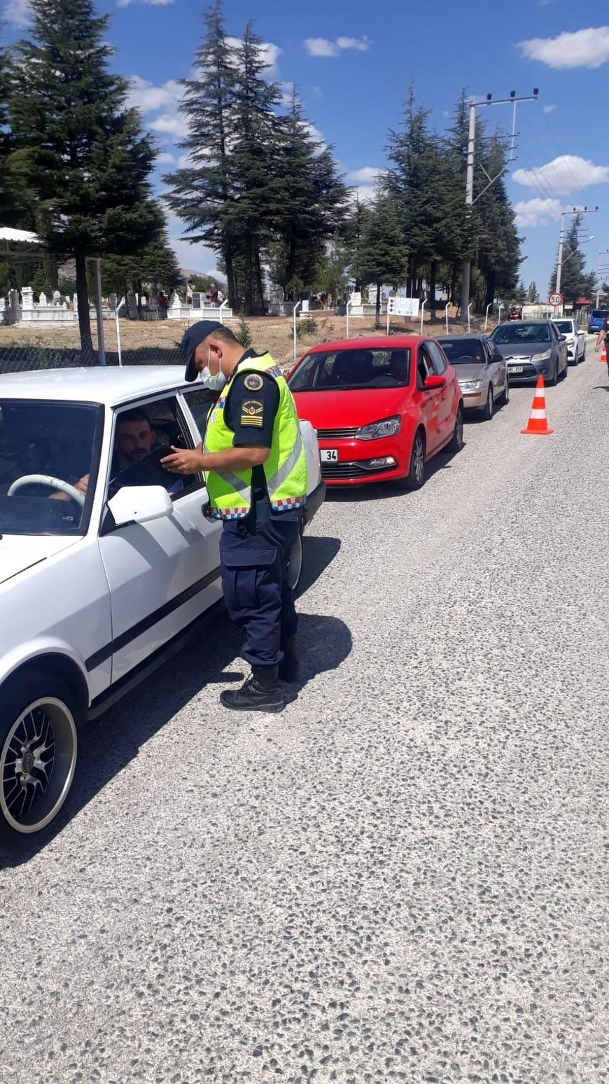 Antalya\'da jandarmadan toplu taşıma araçlarına denetim