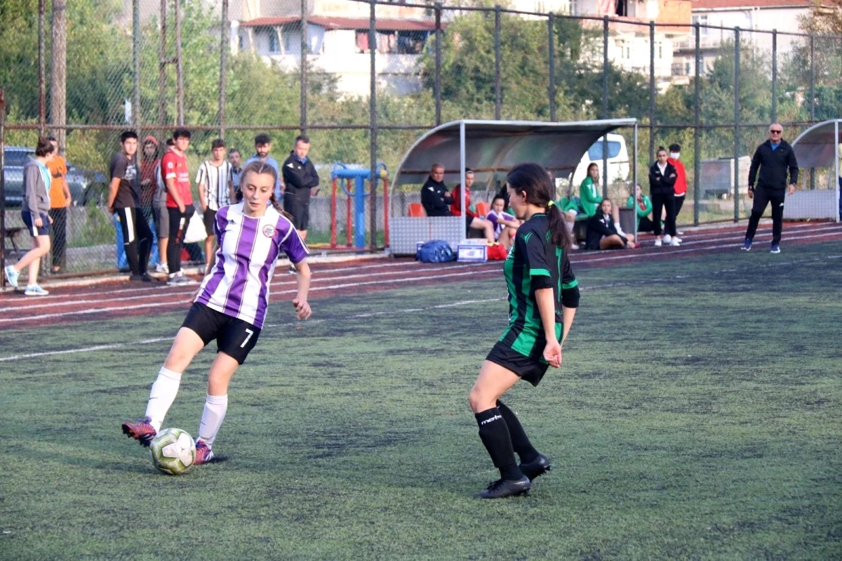 Son dakika haberleri | Ereğli Belediyespor hazırlık maçını farklı kazandı