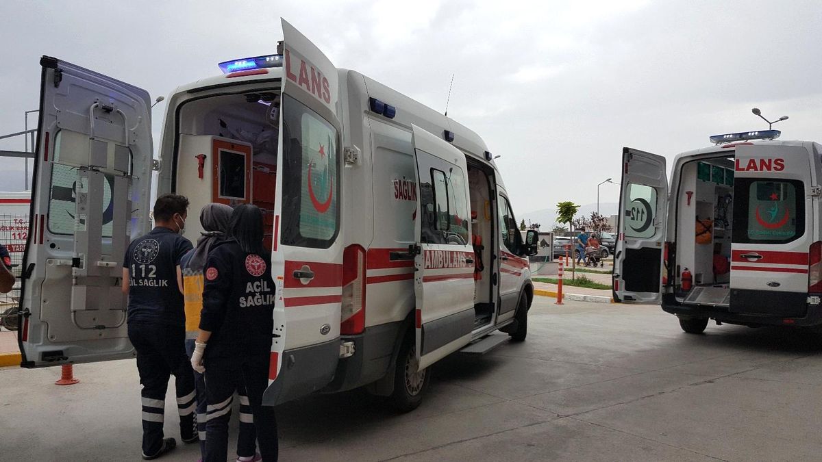 Erzincan\'da saman balyalarının altında kalan 6 çocuk annesi hayatını kaybetti