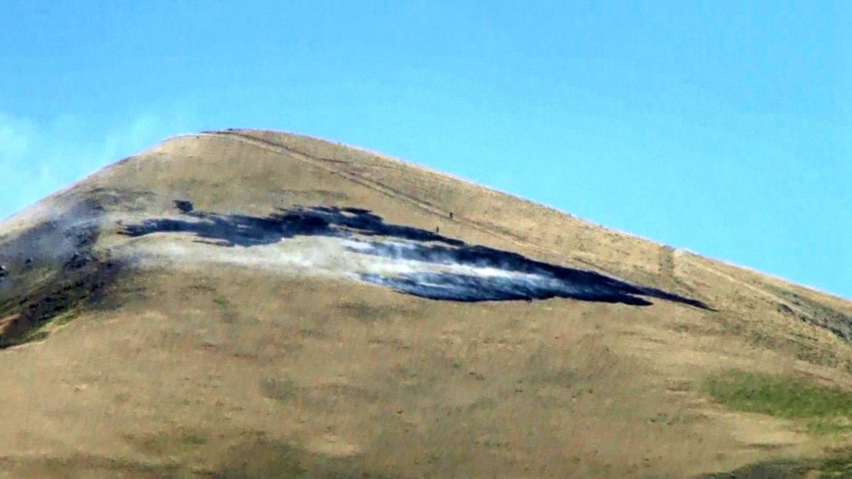 Erzurum\'un zirvesinden yükselen dumanlar korkuttu