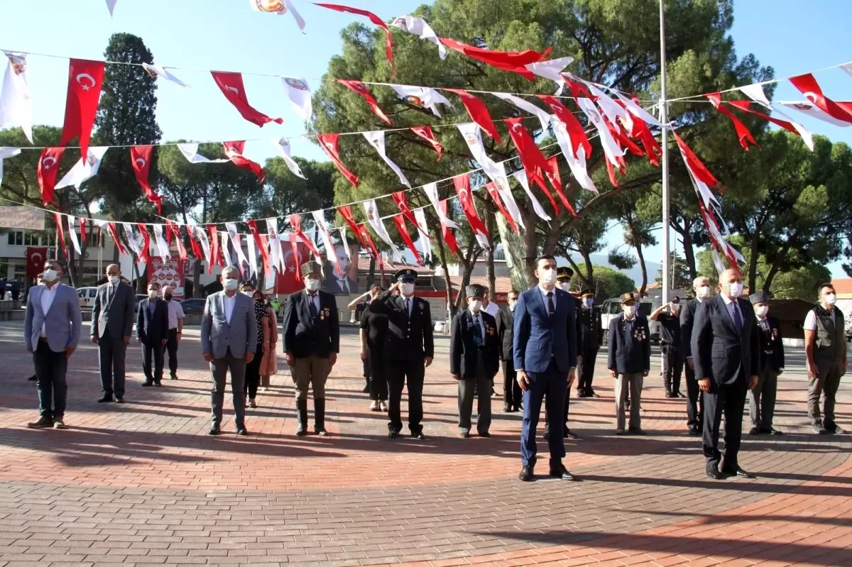 Kuyucak\'ın kurtuluşu törenle kutlandı