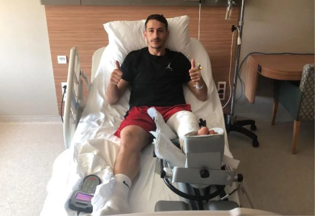 Manisa FK\'da Mehmet ameliyat oldu