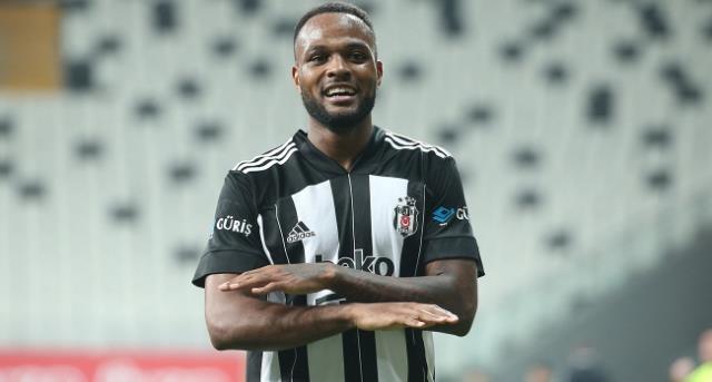 Ne Ronaldo ne de Lewandowski! 2021'in en golcüsü Beşiktaşlı Cyle Larin