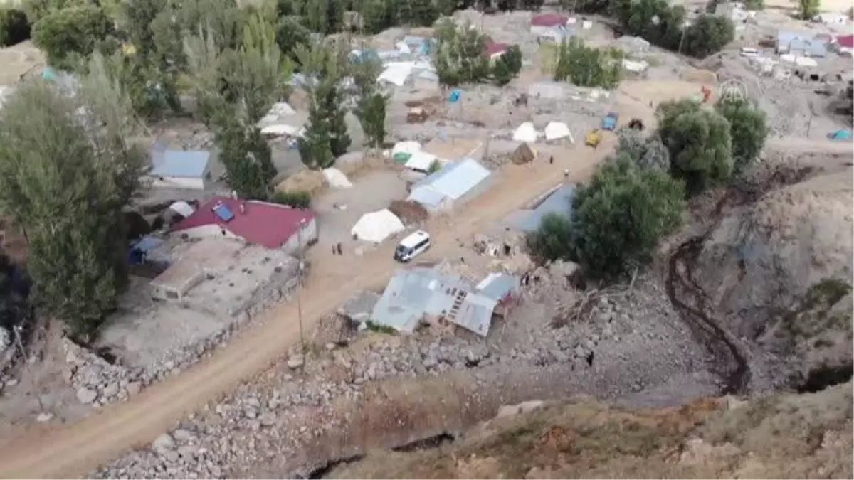 Selden etkilenen çocukların yüzü hayırseverlerin yardımlarıyla güldü