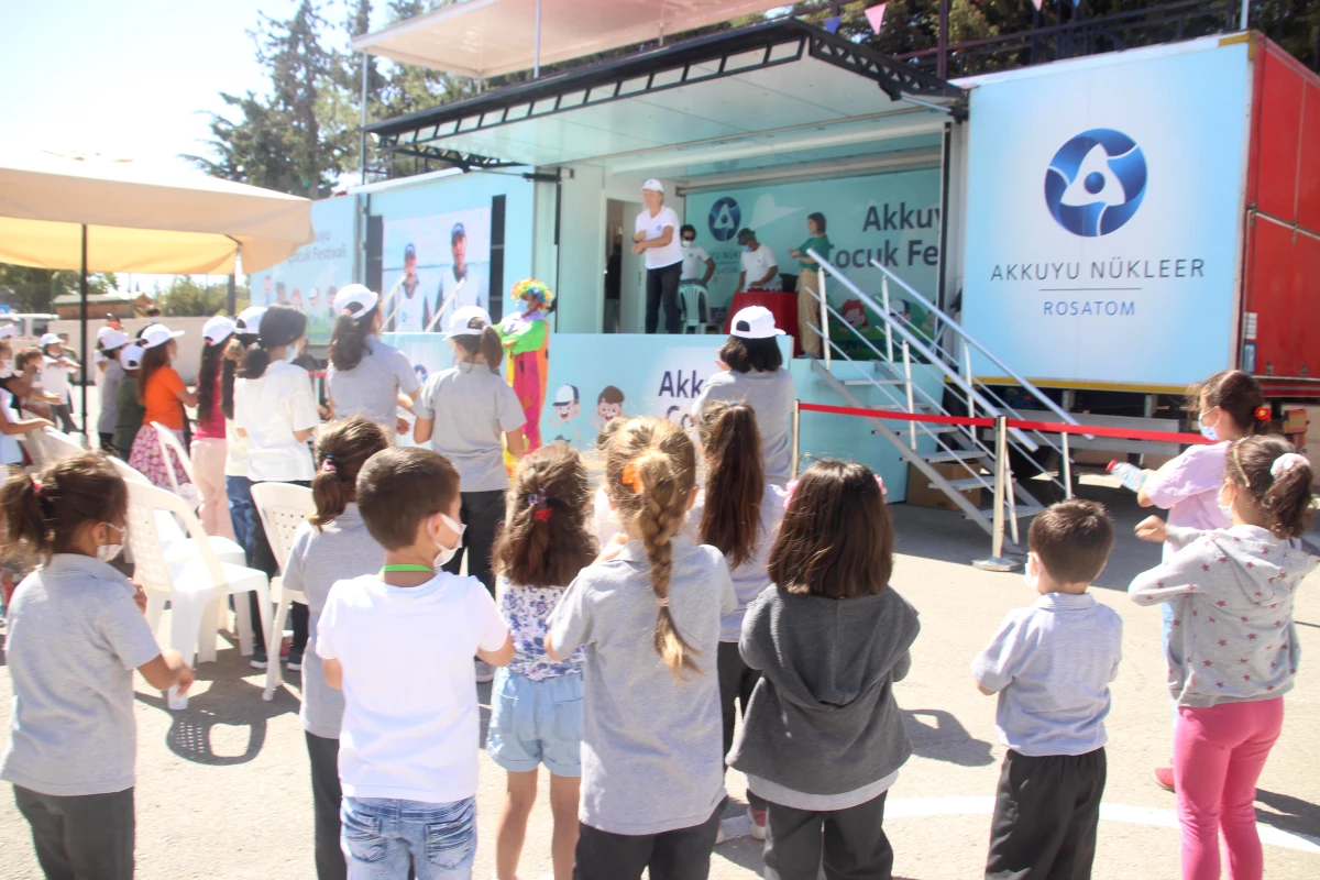 Akkuyu Nükleer AŞ, Gülnar\'daki 3 okulda çocuk şenliği düzenledi