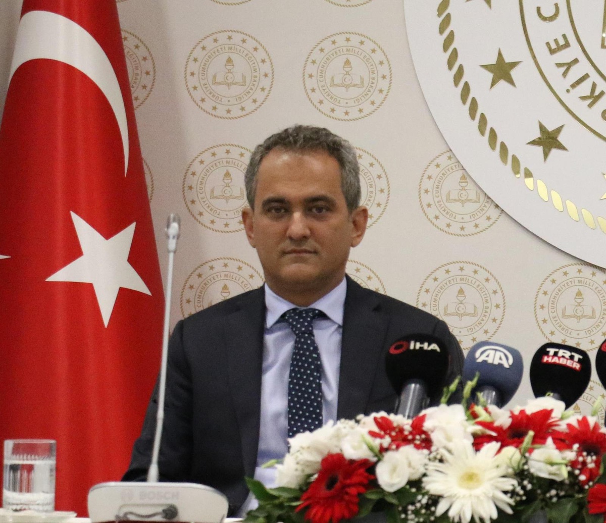 Milli Eğitim Bakanı Özer\'den yeni eğitim öğretim yılı mesajı Açıklaması