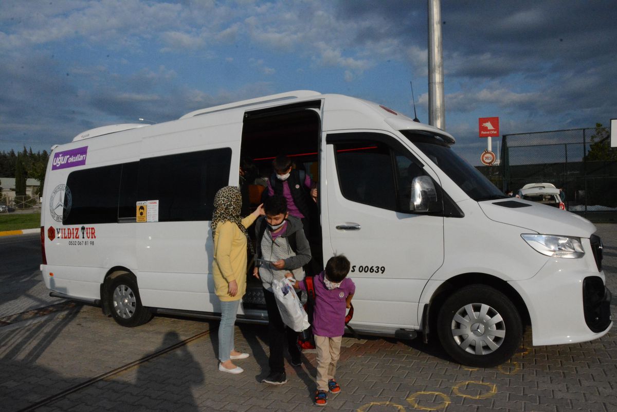 Balıkesir\'de okul servisleri denetlendi
