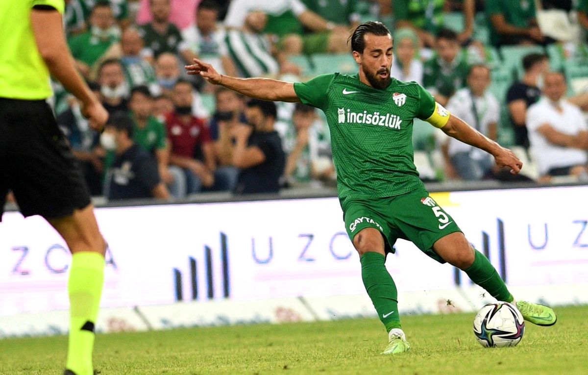 Bursaspor\'dan Emirhan Aydoğan açıklaması