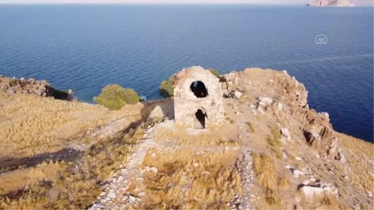 (DRONE) Kuzu Adası doğal güzellikleriyle ilgi çekiyor