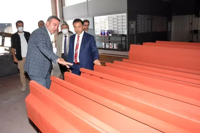 DTO Başkanı Erdoğan kapı kapı dolaşıyor DTO Başkanı Erdoğan kapı kapı dolaşıyor