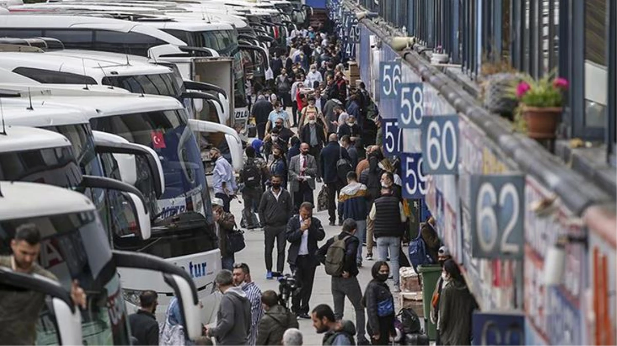 İzmir\'de 18 yaşından küçüklere otobüs ve uçak bilet satışı yasaklandı