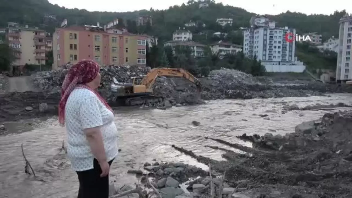 Kayıp yakınlarından haber bekleyen Şenel: "Kardeşim rüyama giriyor, halen ümidim var, çıkıp gelecek inanıyorum"