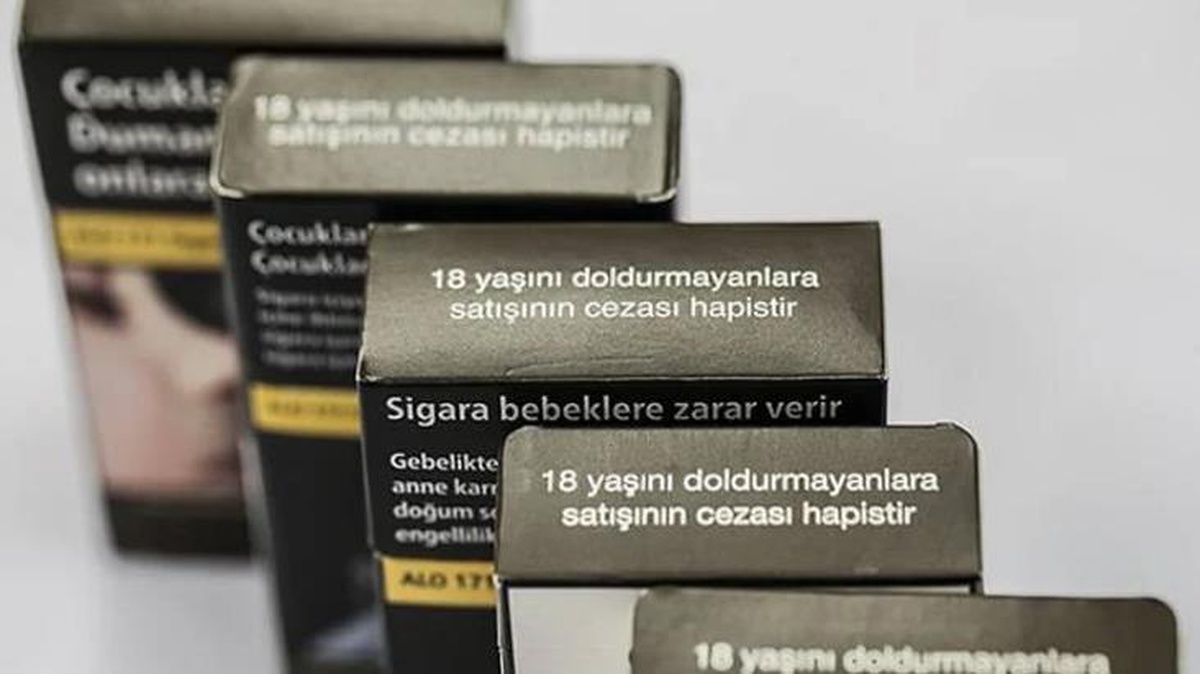 Sigara paketlerinde marka adı veya şirket unvanı kısaltmasının yazılması zorunlu hale geldi