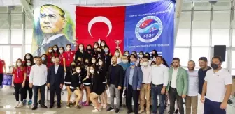 Sualtı hokeyinde şampiyon Deniz Yıldızları Spor Kulübü oldu