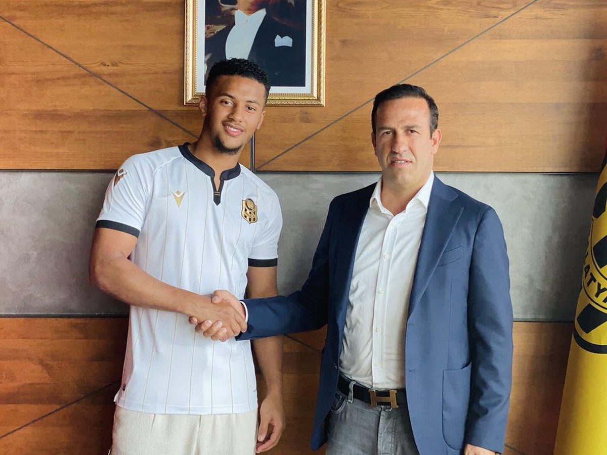 Yeni Malatyaspor, Mounir Chouiar\'i transfer etti