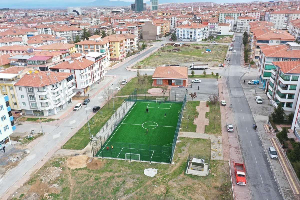 Yeşilyurt\'ta gençlere 25 Milyon TL.\'lik spor yatırımı