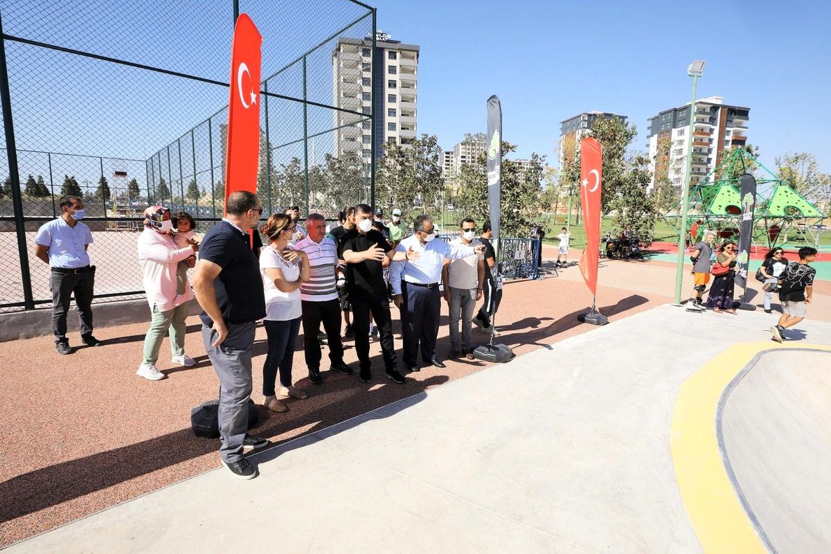 14 yaşındaki genç istedi, Fadıloğlu yaptı
