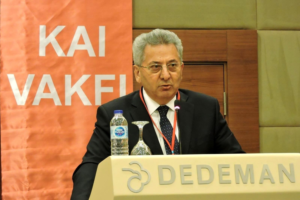 Afet bölgelerine yardımlar sürüyor
