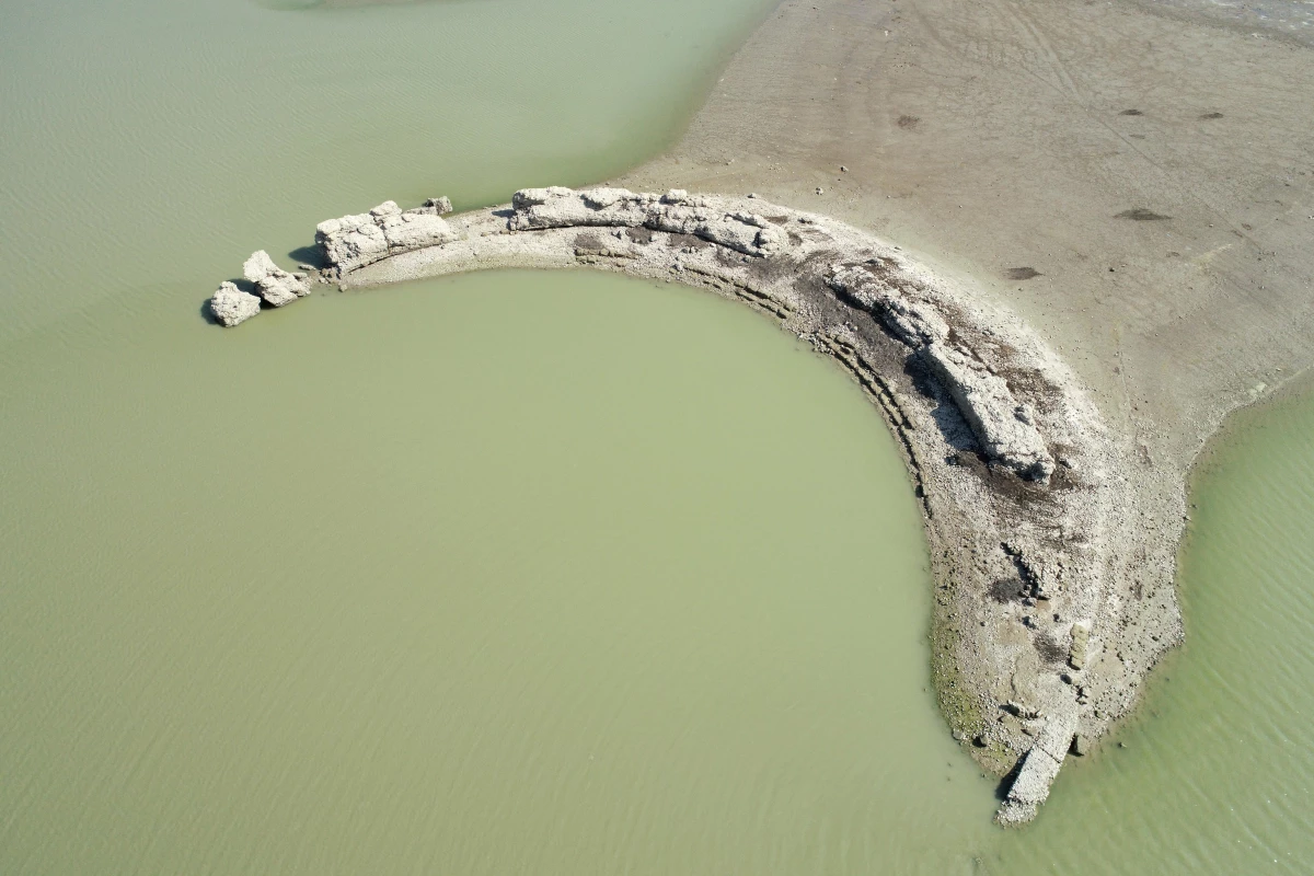 Augusta Antik Kenti\'nin bir bölümü, baraj gölünde suların çekilmesiyle gün yüzüne çıktı