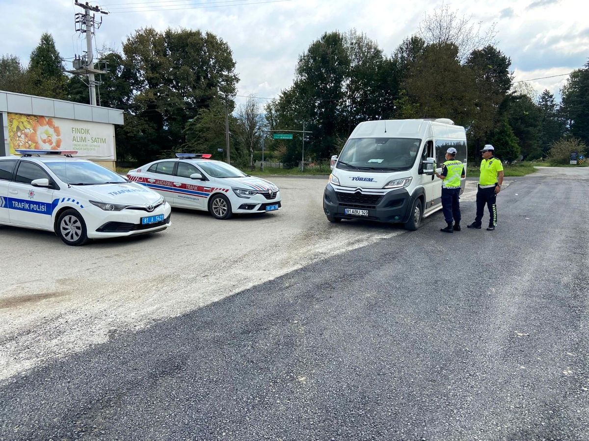 Düzce\'de okul servisleri denetlendi