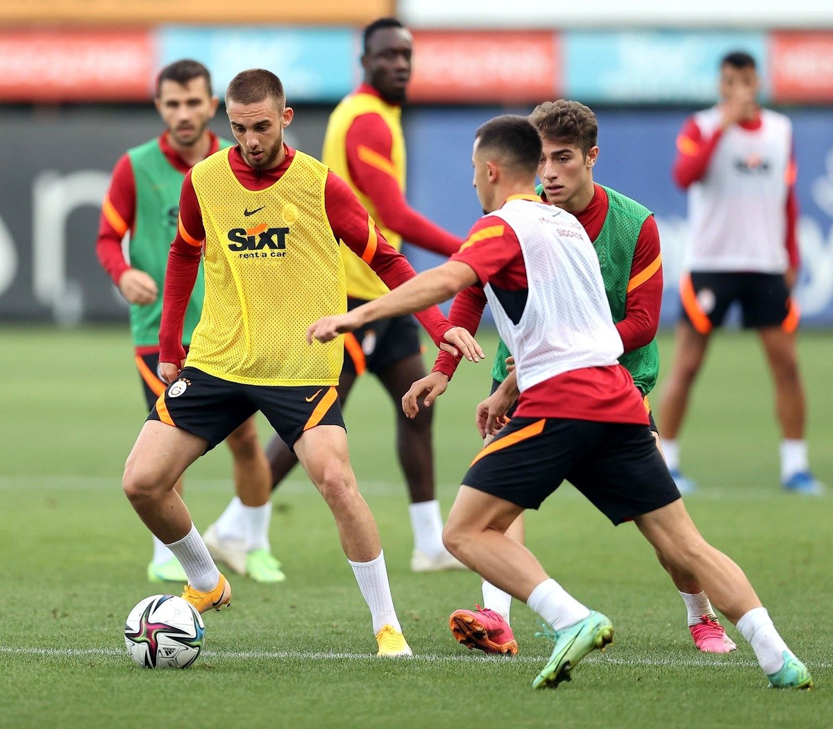 Galatasaray, Trabzonspor maçı hazırlıklarını sürdürdü