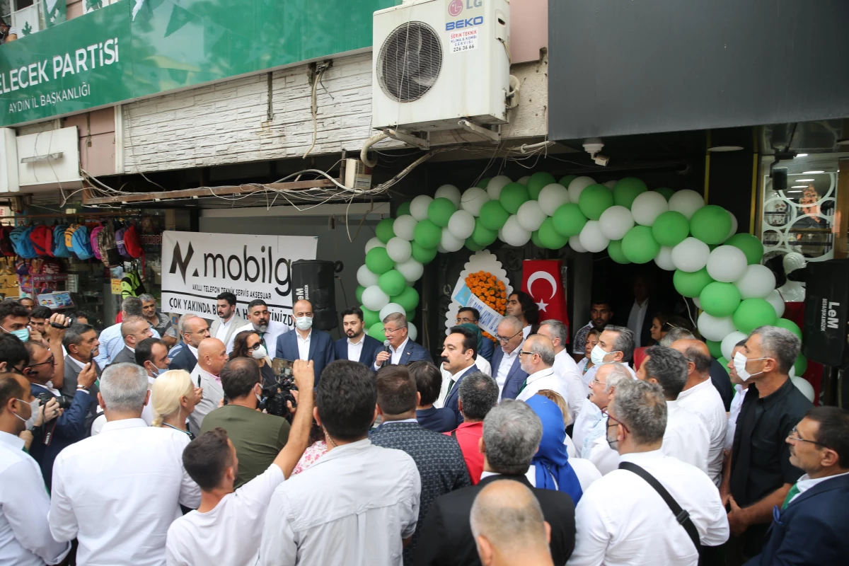 Gelecek Partisi Genel Başkanı Davutoğlu, Aydın\'da ziyaretlerde bulundu