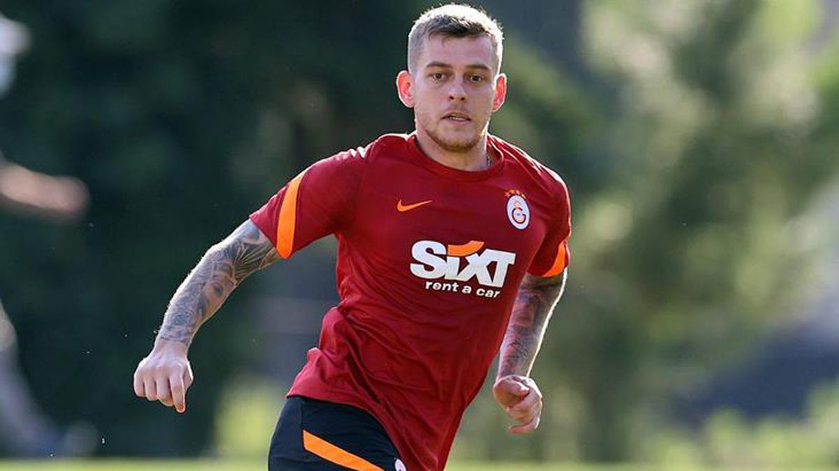 Hagi\'nin oğlunun testi pozitif çıktı, Galatasaray\'ın yıldızı Cicaldau apar topar karantinaya alındı