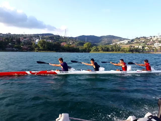 Kanocular Çekya'daki şampiyonaya hazırlanıyor