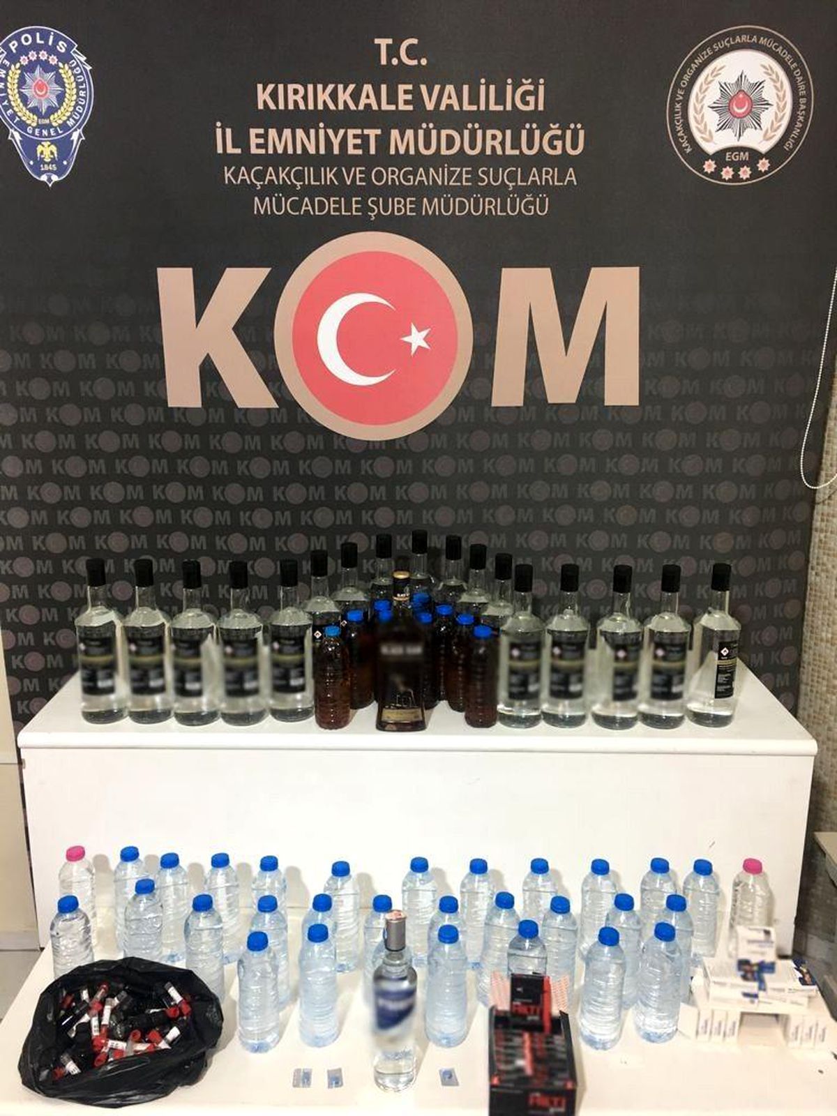 Son dakika haberleri | Kırıkkale\'de kaçak içki, etil alkol ve cinsel içerikli ürün ele geçirildi