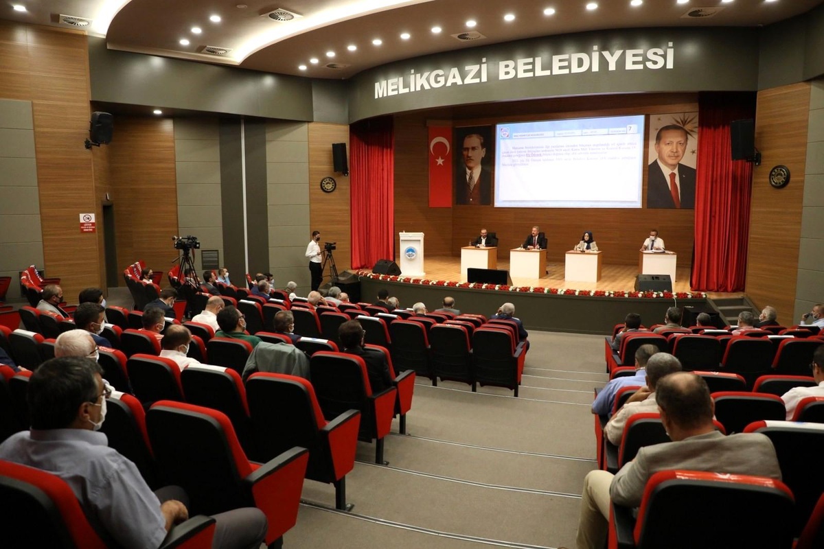 Melikgazi Belediyesinden engelli sporculara nakdi destek