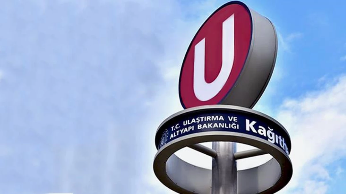 Metro istasyonlarının yeni simgesine tepki gösteren İBB\'ye AK Parti\'den sert yanıt: Hizmetlerimize kendiniz yapmış gibi çöktünüz