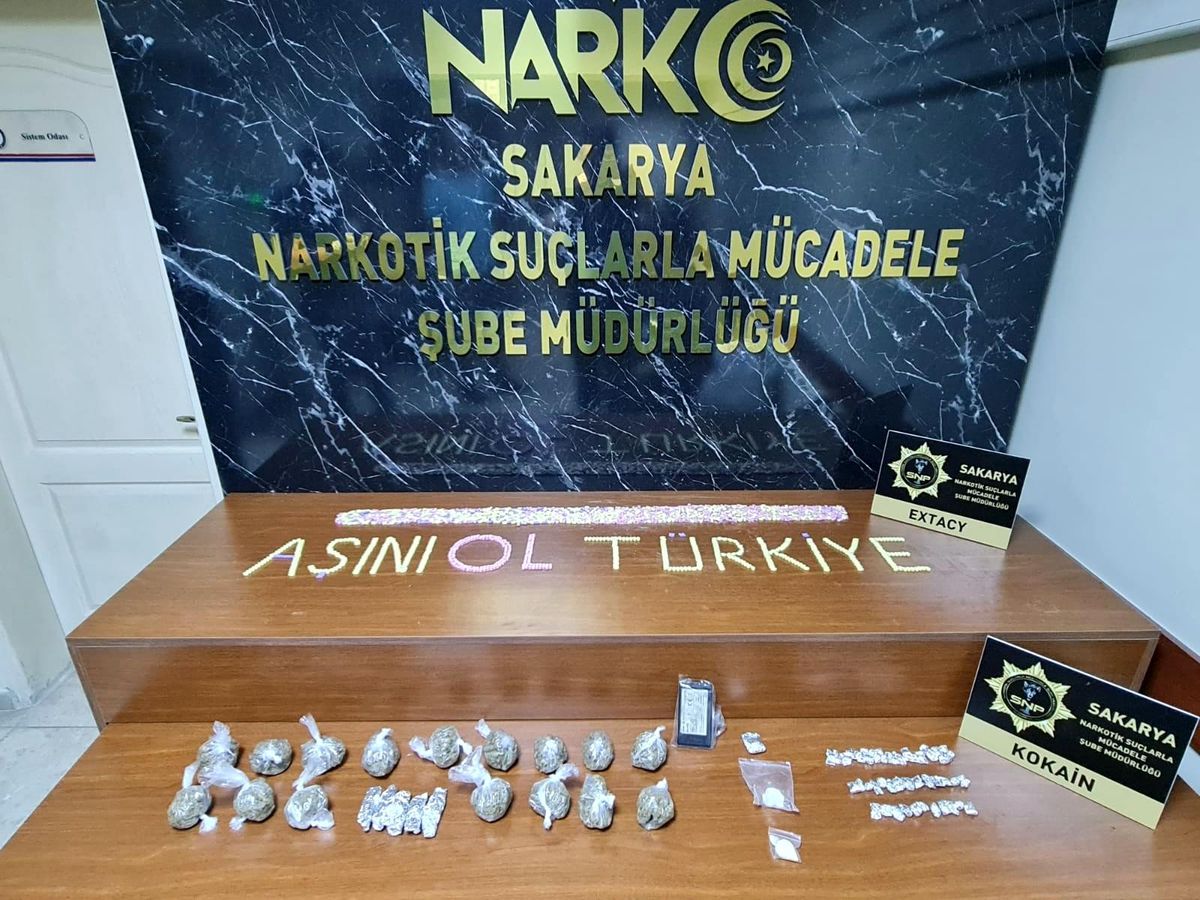 Son dakika haberleri | Sakarya\'da uyuşturucu operasyonlarında 48 şüpheli yakalandı